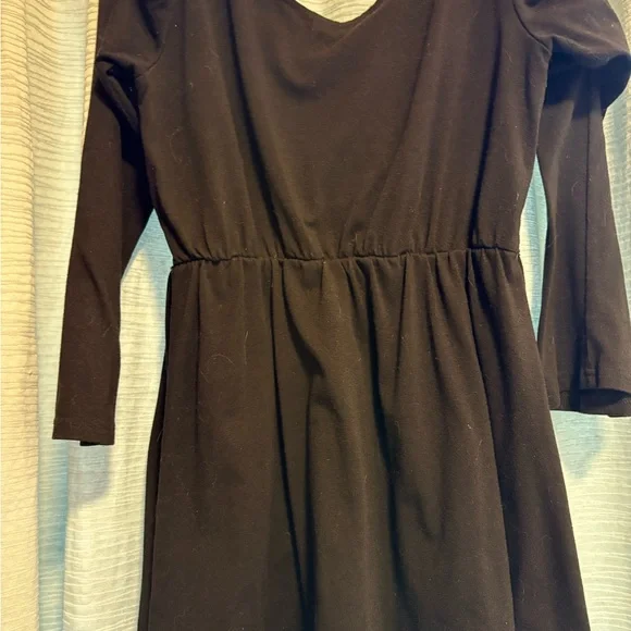 Black Cold Shoulder Top - Picture 3 of 3